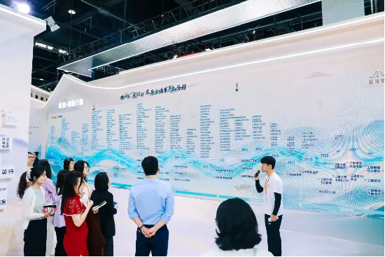 服贸会现场直击丨工银瑞信携‘投资在时间的长河里’国风展正式亮相！